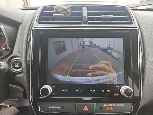 Used 2021 Mitsubishi Outlander Sport AWD image 23