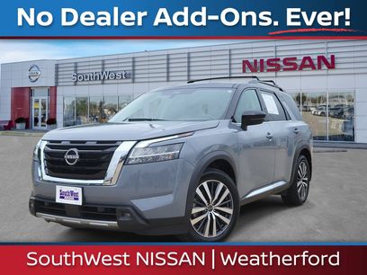 Used 2022 Nissan Pathfinder Platinum w/ Cargo Package