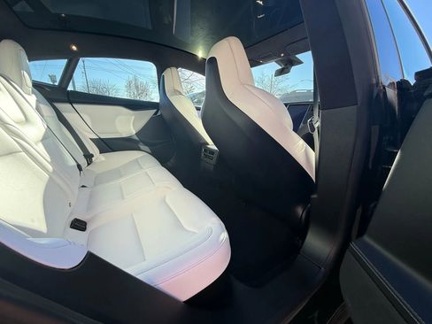 Used 2018 Tesla Model S 75D image 11