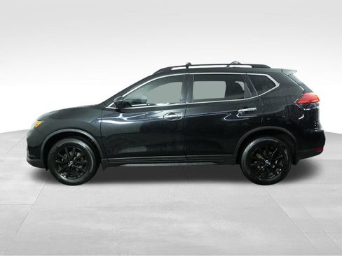Used 2017 Nissan Rogue SV w/ Midnight Edition Package AWD/4WD image 6