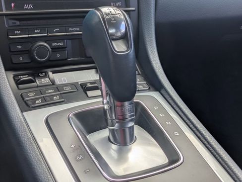 Used 2014 Porsche Boxster S image 11