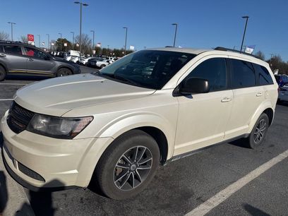 Used 2018 Dodge Journey SE w/ Connectivity Group