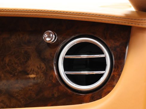 Used 2015 Bentley Continental GT AWD/4WD image 97