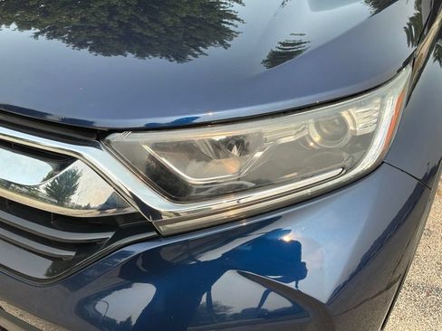 Used 2018 Honda CR-V LX image 11
