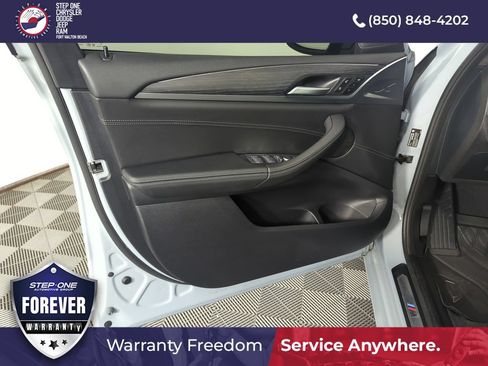Used 2024 BMW X3 sDrive30i w/ Premium Package RWD image 17
