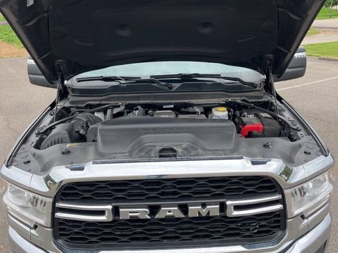 Used 2024 RAM 2500 Tradesman w/ Chrome Appearance Group AWD/4WD image 16