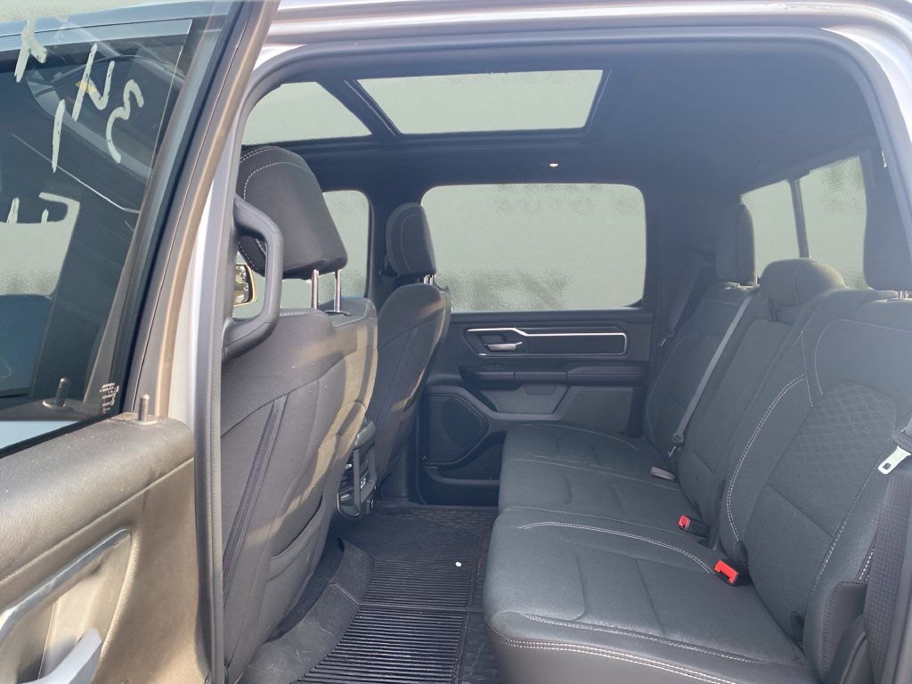 Used 2025 RAM 1500 Big Horn AWD/4WD image 10