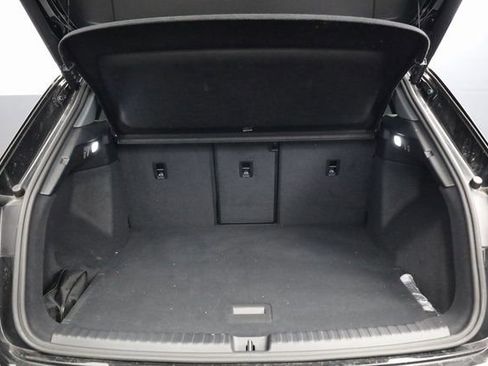 Used 2024 Audi Q4 e-tron Premium Plus w/ Premium Plus image 26