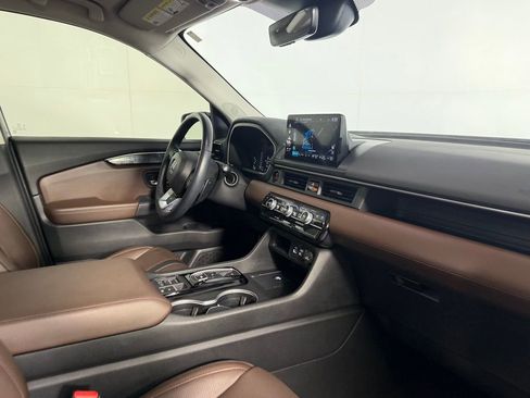 Used 2023 Honda Pilot Elite image 39