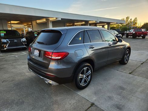 Used 2017 Mercedes-Benz GLC 300 image 5