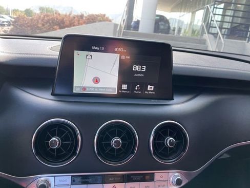 Used 2021 Kia Stinger GT2 AWD/4WD image 9