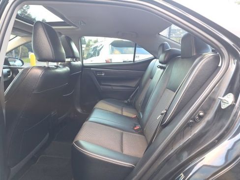 Used 2015 Toyota Corolla S image 28