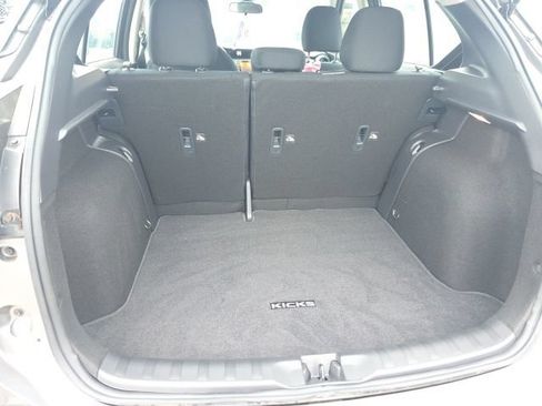 Used 2025 Nissan Kicks Play S FWD image 9