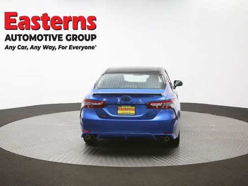 Used 2018 Toyota Camry XSE FWD image 38