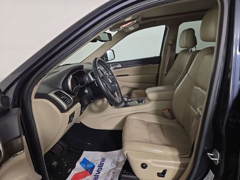 Used 2014 Jeep Grand Cherokee Limited w/ Luxury Group II image 12