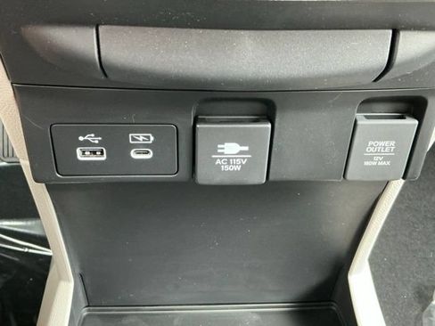 New 2026 Honda Odyssey Touring image 17