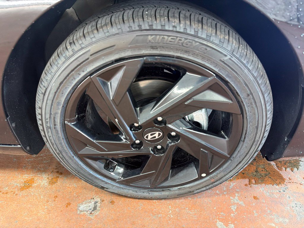 New 2026 Hyundai Elantra SEL Sport FWD image 10