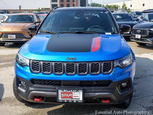 Used 2025 Jeep Compass Trailhawk AWD/4WD image 6