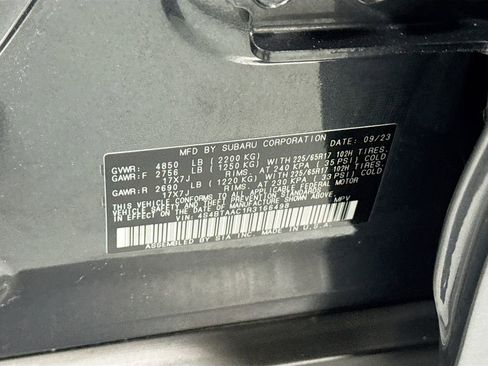 Certified 2024 Subaru Outback AWD/4WD image 33
