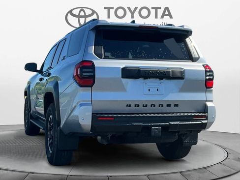 Used 2025 Toyota 4Runner TRD Off-Road Premium w/ Tow Technology Package AWD/4WD image 3
