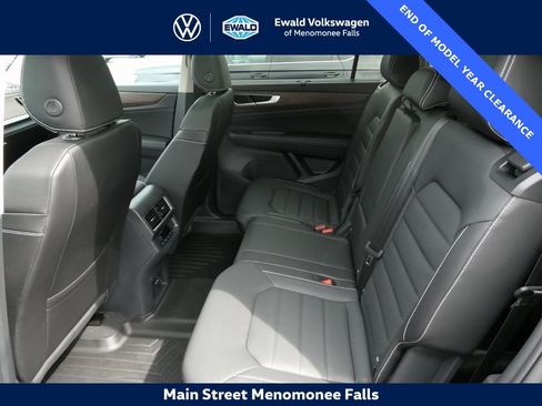 Certified 2025 Volkswagen Atlas SEL image 45