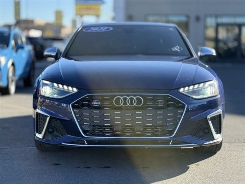 Used 2021 Audi S4 Premium Plus w/ Premium Plus Package image 2