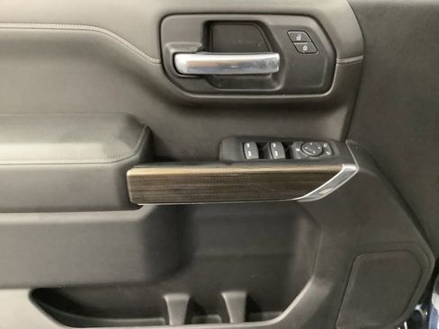 Used 2019 Chevrolet Silverado 1500 LT w/ All-Star Edition image 9