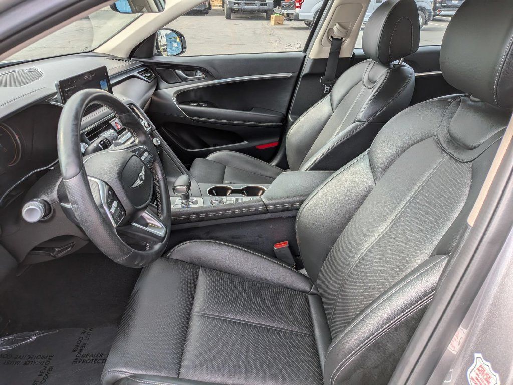 Used 2025 Genesis G70 2.5T RWD image 15