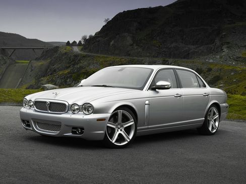 Used 2008 Jaguar XJ8 image 1