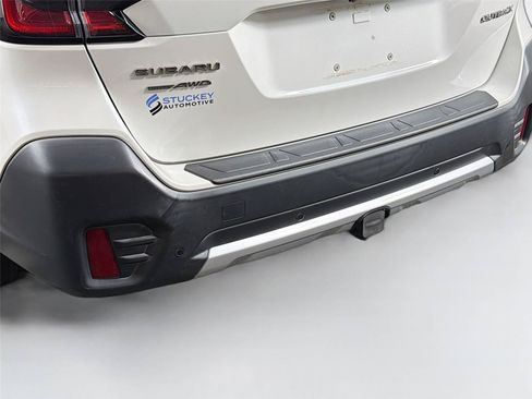 Used 2020 Subaru Outback Limited AWD/4WD image 40