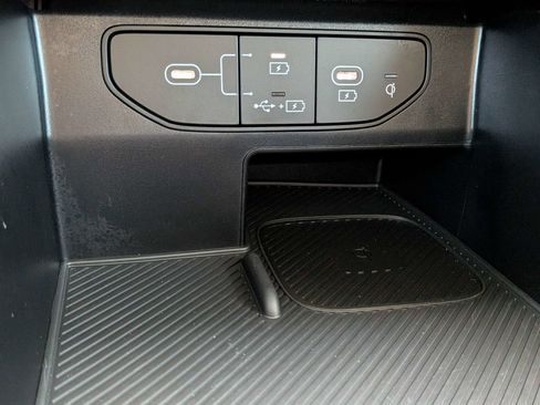 Certified 2025 Kia Sorento EX AWD/4WD image 29