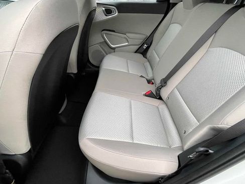 New 2025 Kia Soul LX w/ LX Technology Package image 19