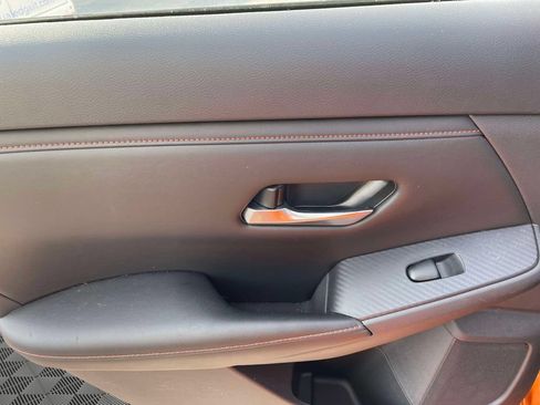 Used 2024 Nissan Sentra SV FWD image 15