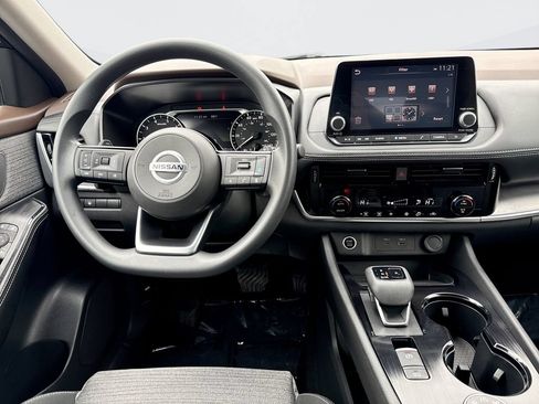 Used 2021 Nissan Rogue SV AWD/4WD image 22