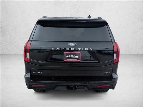 New 2026 Ford Expedition Max Active RWD image 7