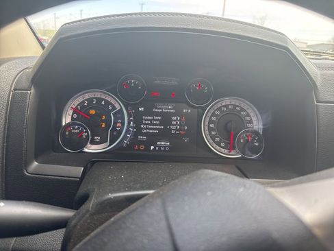 Used 2018 RAM 3500 Laramie w/ Sport Appearance Group image 10