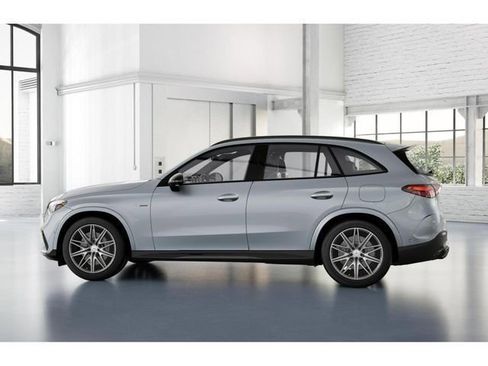 Used 2025 Mercedes-Benz GLC 63 AMG S image 33