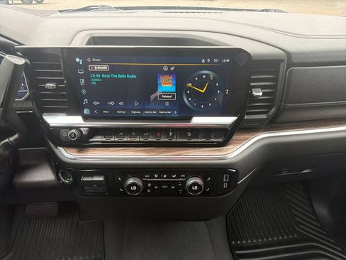 Certified 2023 Chevrolet Silverado 1500 RST w/ Z71 Off-Road Package AWD/4WD image 17