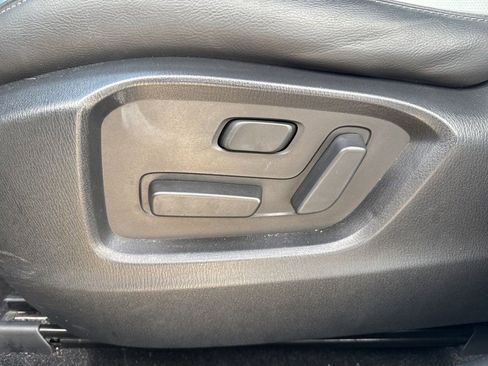 Used 2023 MAZDA CX-9 Touring image 9