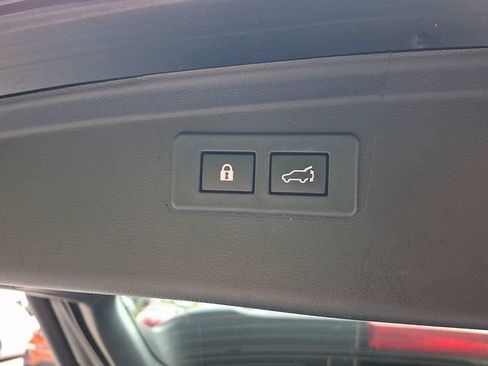Used 2024 Subaru Outback Premium AWD/4WD image 47