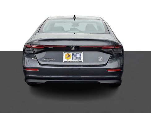 Certified 2023 Honda Accord EX image 5