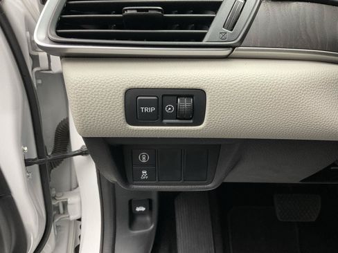Used 2018 Honda Accord EX-L image 13
