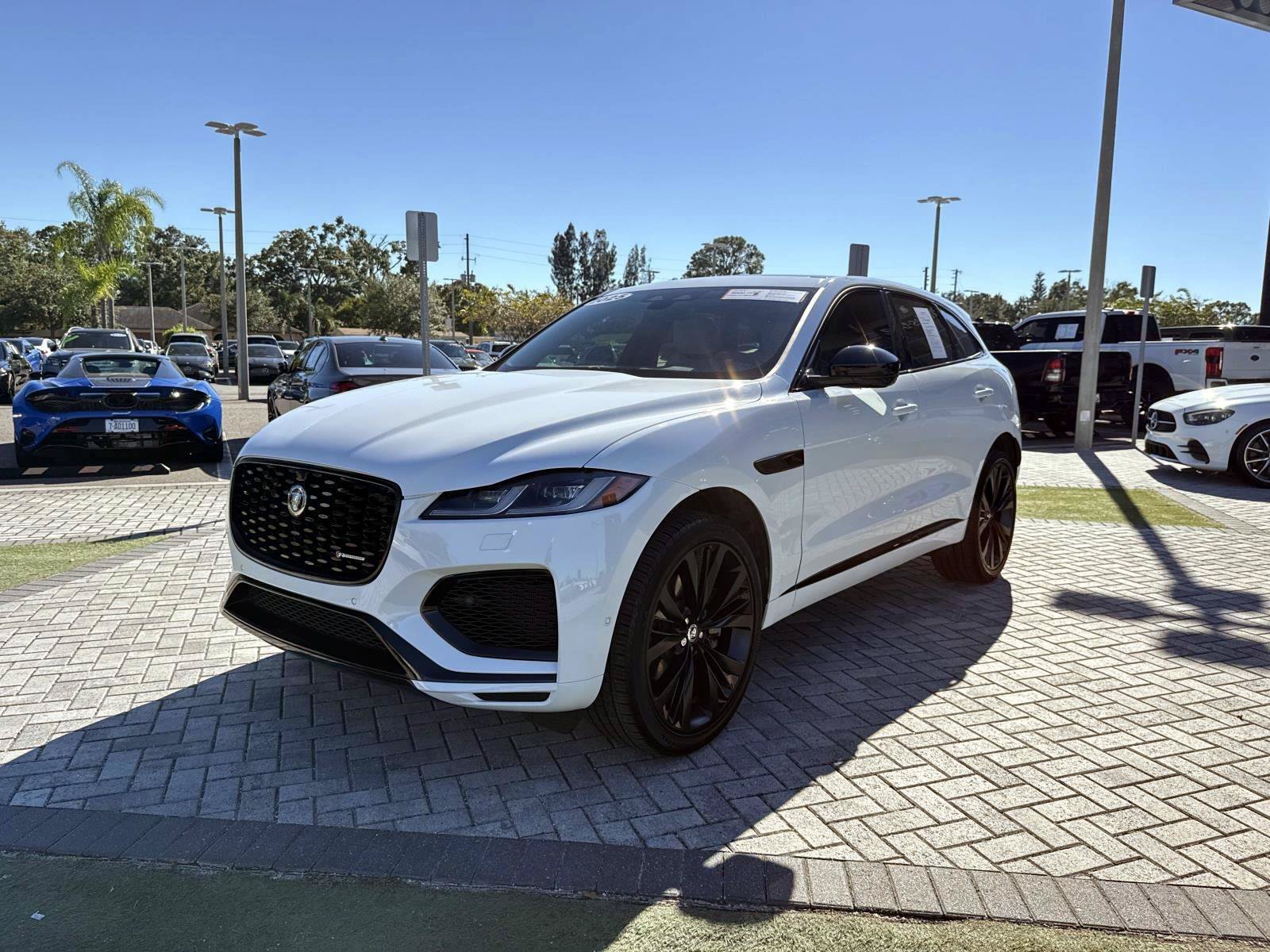Used 2025 Jaguar F-PACE R-Dynamic S AWD/4WD image 2