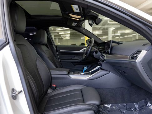 Certified 2023 BMW i4 M50 image 30