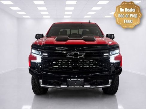Used 2025 Chevrolet Silverado 1500 ZR2 w/ Technology Package AWD/4WD image 2