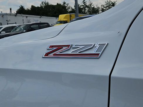 Used 2022 Chevrolet Tahoe Z71 AWD/4WD image 13