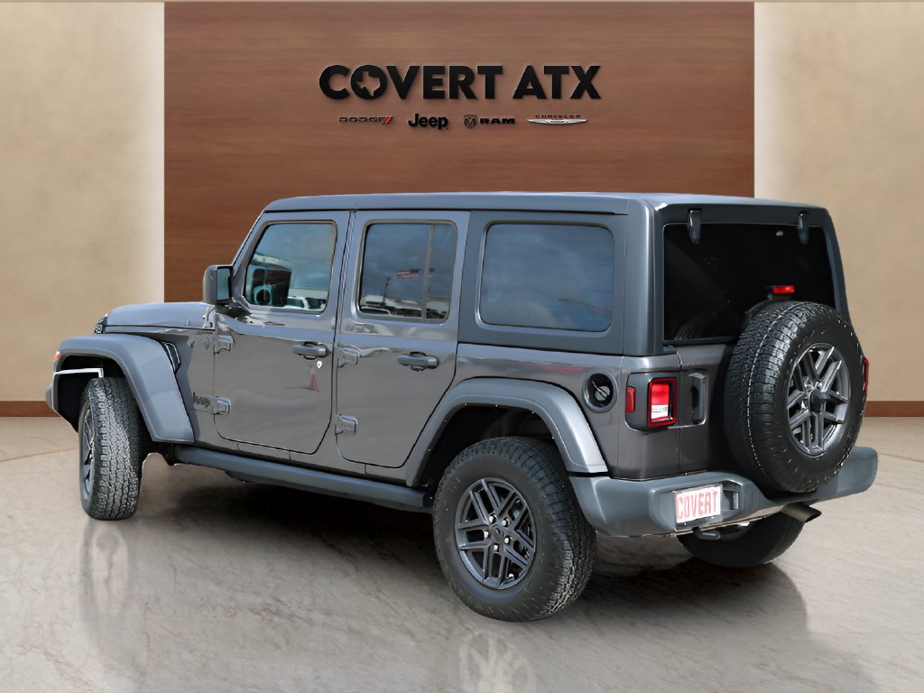 Used 2024 Jeep Wrangler Unlimited Sport AWD/4WD image 3