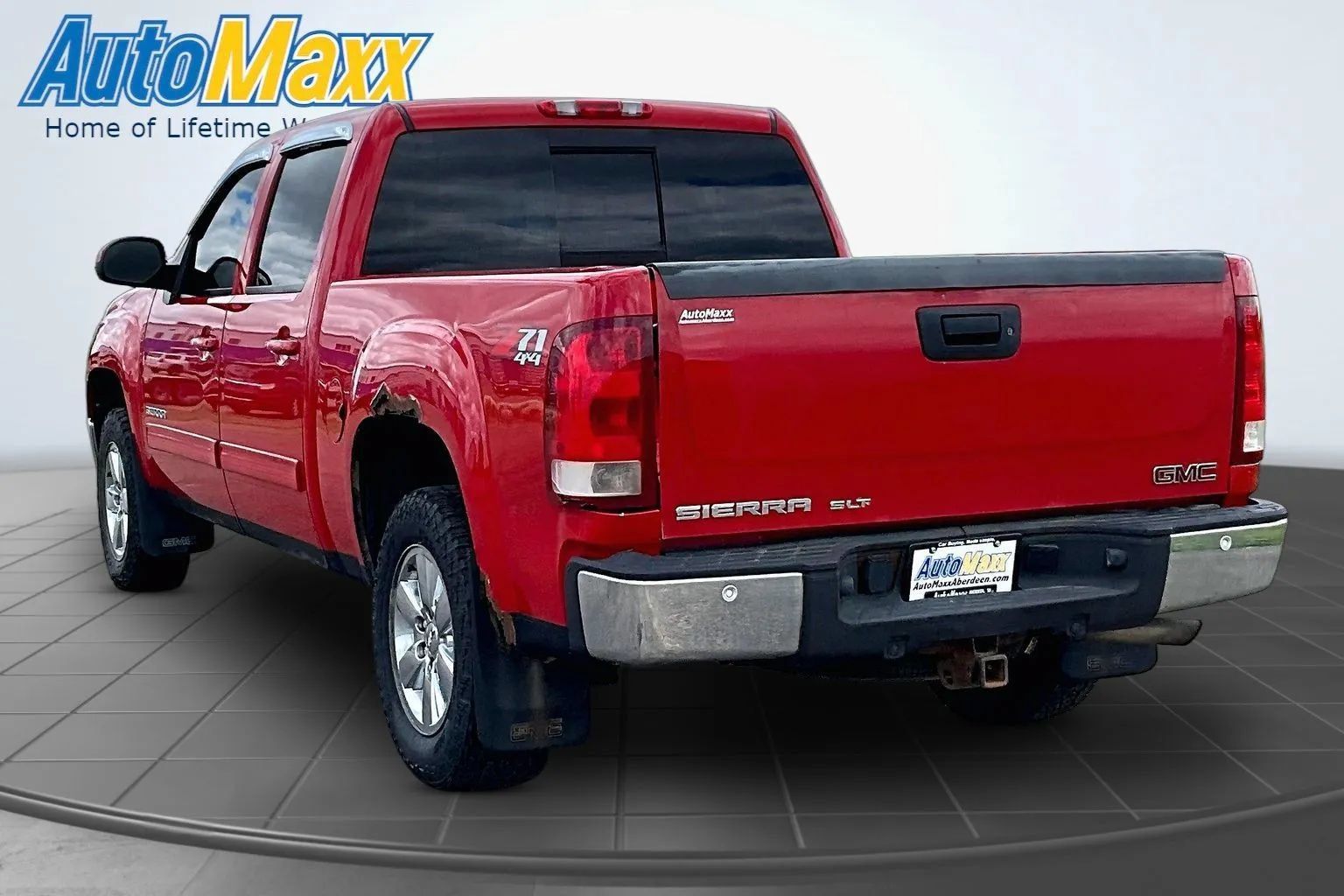 Used 2011 GMC Sierra 1500 SLT w/ SLT Convenience Package AWD/4WD image 5