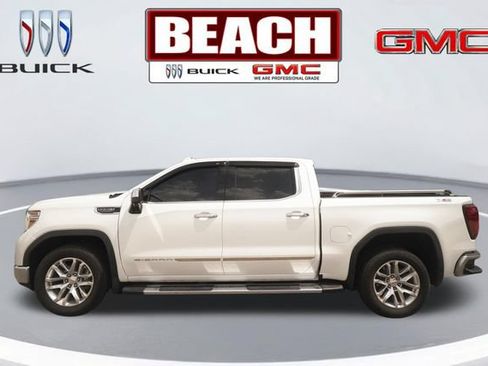 Used 2022 GMC Sierra 1500 SLT w/ SLT Premium Plus Package AWD/4WD image 6