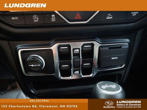Used 2022 Jeep Wrangler Unlimited Sport AWD/4WD image 21